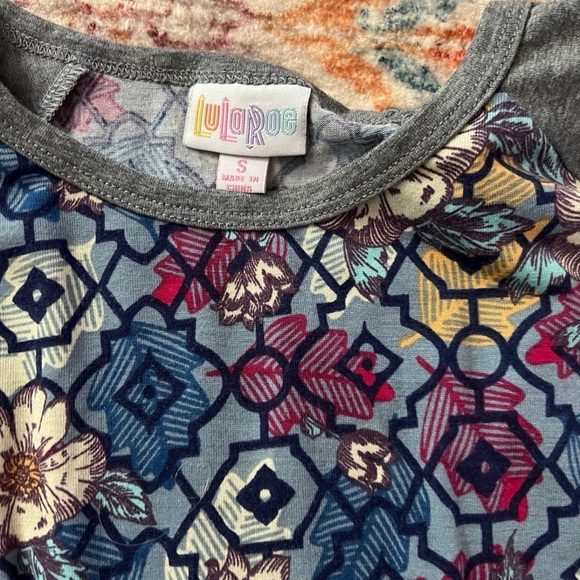 LuLaRoe Randy size Small - Picture 2 of 2